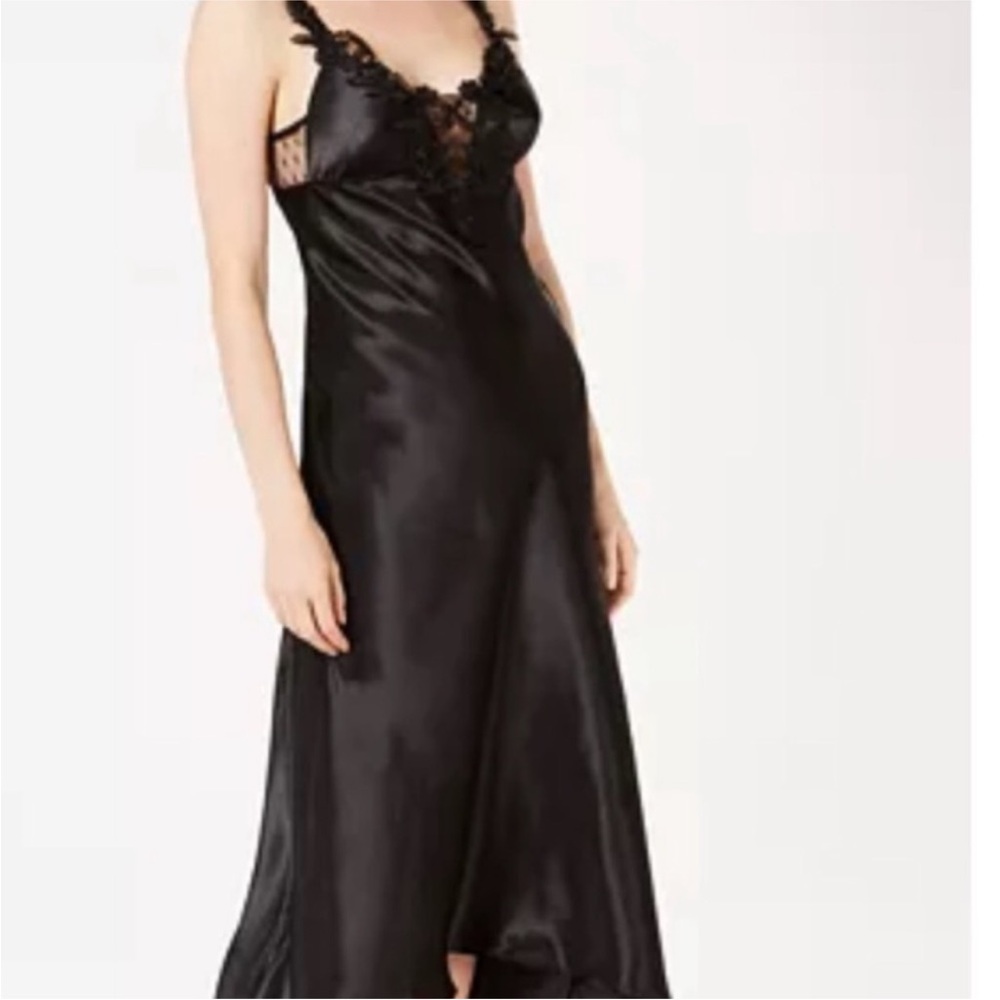Flora Nikrooz Stella Intimates Gown